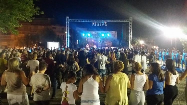 Ρεκόρ προσέλευσης στην Αριδαία για το 18ο Ποντιακό Πανοΰρ (βίντεο)
