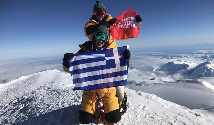 Αρχοντίδου και Φλαμπούρη οι πρώτες Ελληνίδες που ανέβηκαν στο Έβερεστ