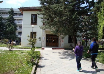 Θησαυρούς του Πόντου και της Μικράς Ασίας κρύβει η νέα βιβλιοθήκη του Ποντιακού Συλλόγου Πτολεμαΐδας