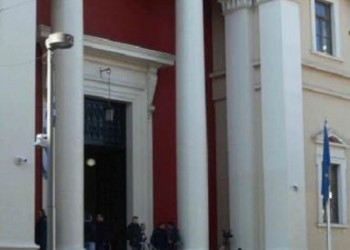 Πάτρα: Προφυλακίστηκαν οι γονείς που κατηγορούνται ότι κακοποιούσαν το επτά μηνών παιδί τους