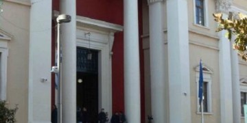 Πάτρα: Προφυλακίστηκαν οι γονείς που κατηγορούνται ότι κακοποιούσαν το επτά μηνών παιδί τους