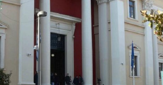 Πάτρα: Προφυλακίστηκαν οι γονείς που κατηγορούνται ότι κακοποιούσαν το επτά μηνών παιδί τους