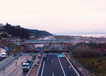 Καταρρέει γέφυρα της Κορίνθου-Πατρών που κόστισε 80 εκατ. ευρώ!