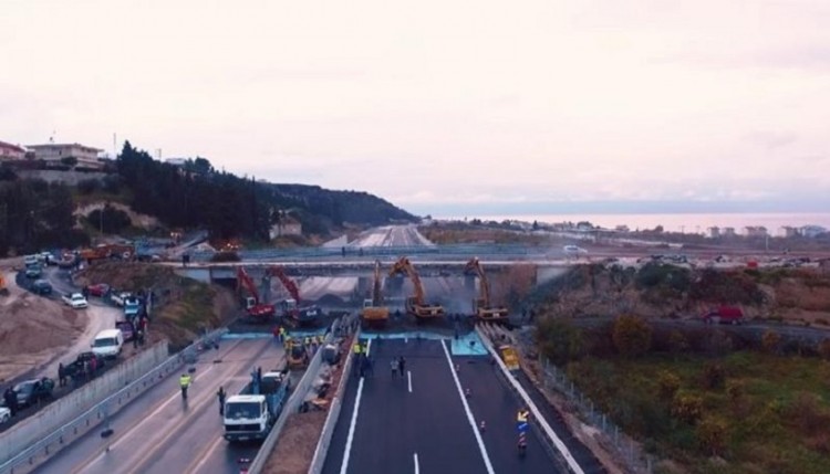 Καταρρέει γέφυρα της Κορίνθου-Πατρών που κόστισε 80 εκατ. ευρώ!