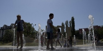 Συναγερμός λόγω καύσωνα σε Βουλγαρία και Ρουμανία - Πέντε νεκροί στη Σόφια