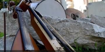 Κερδίστε 5 διπλές προσκλήσεις για την παράσταση «Κρήτη και Πόντος» στο Θέατρο Βράχων!