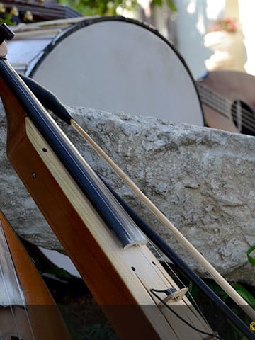 Κερδίστε 5 διπλές προσκλήσεις για την παράσταση «Κρήτη και Πόντος» στο Θέατρο Βράχων!