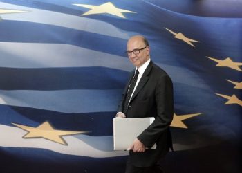 Μοσκοβισί: Τώρα οι Έλληνες θα δουν πως άξιζαν οι κόποι τους!