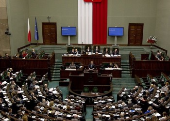 Σάλος με τα αμφιλεγόμενα νομοσχέδια-ταφόπλακα στην ανεξαρτησία της δικαιοσύνης στην Πολωνία