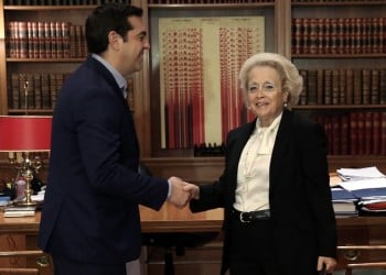 Θύελλα αντιδράσεων για τη μετακίνηση Θάνου στο Μαξίμου
