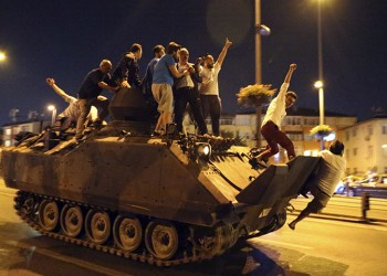 Τουρκία: Ασυλία σε πολίτες για βιαιοπραγία εναντίον πραξικοπηματιών