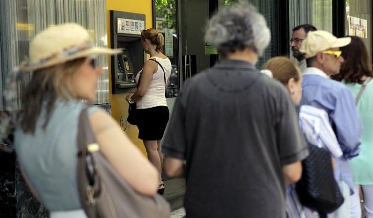 Χαλαρώνουν τα capital controls από τον Σεπτέμβριο