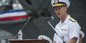 ΗΠΑ: Ξήλωσαν τον διοικητή του 7ου Στόλου