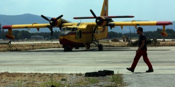 Πιλότοι των Canadair: Όταν μπαίνουμε μέσα στο αεροσκάφος δεν ξέρουμε αν θα γυρίσουμε