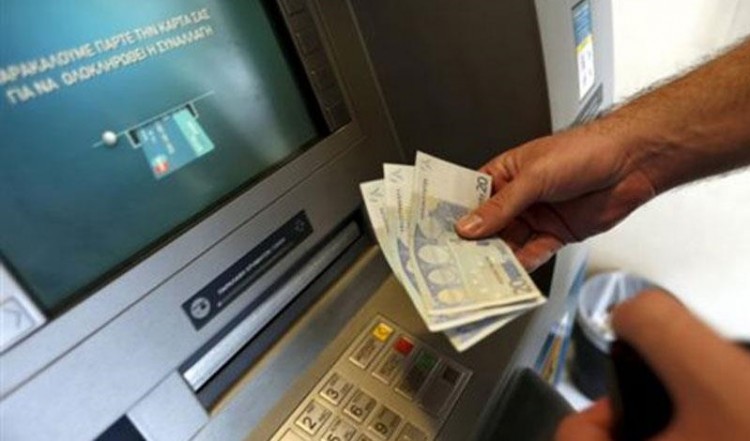 Από αύριο στους εργαζόμενους το επίδομα 800 ευρώ 2