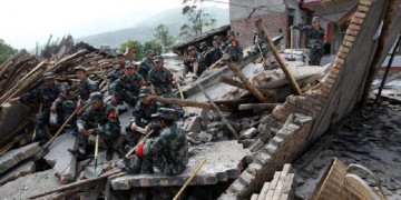 Φόβοι για 100 νεκρούς από το σεισμό των 6,5 Ρίχτερ στην Κίνα (βίντεο)