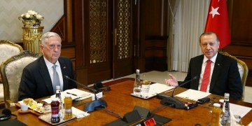 Τουρκία προς ΗΠΑ: Μας ενοχλεί που στηρίζετε τους Κούρδους του YPG