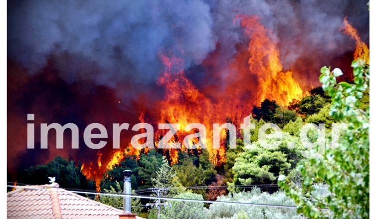 Σε πύρινο κλοιό η Ζάκυνθος – Το μέτωπο στις Μαριές