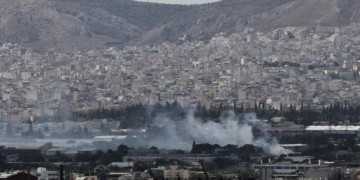 Υπό έλεγχο η φωτιά σε περιοχή του Ρέντη