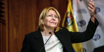 Ο Μαδούρο «έφαγε» τη γενική εισαγγελέα της χώρας