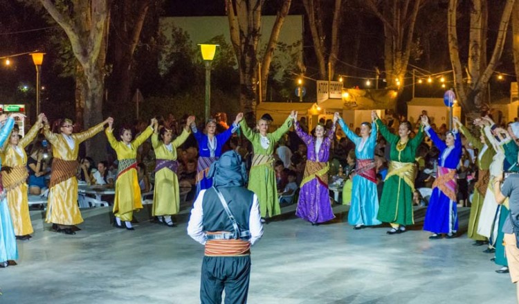 Οι Πόντιοι Αλεξανδρούπολης απογείωσαν τη Γιορτή Κρασιού 2017 (φωτο, βίντεο)