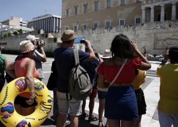 Καιρός: Ο μίνι καύσωνας συνεχίζεται ομαλότερα 3