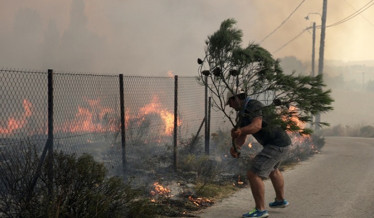 Ενημερωθείτε και προστατευτείτε από τους κινδύνους των δασικών πυρκαγιών