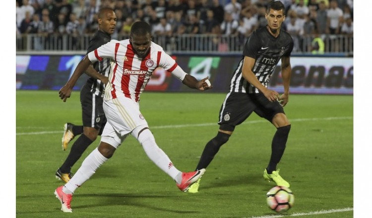 Champions League: Σφραγίζει εισιτήριο ο Ολυμπιακός, για το θαύμα η ΑΕΚ