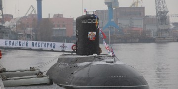 Δύο σύγχρονα ρωσικά υποβρύχια πλέουν στη Μεσόγειο (φωτο-βίντεο)