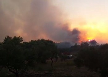 Φλέγεται η Ζάκυνθος – Πύρινα μέτωπα απειλούν το νησί