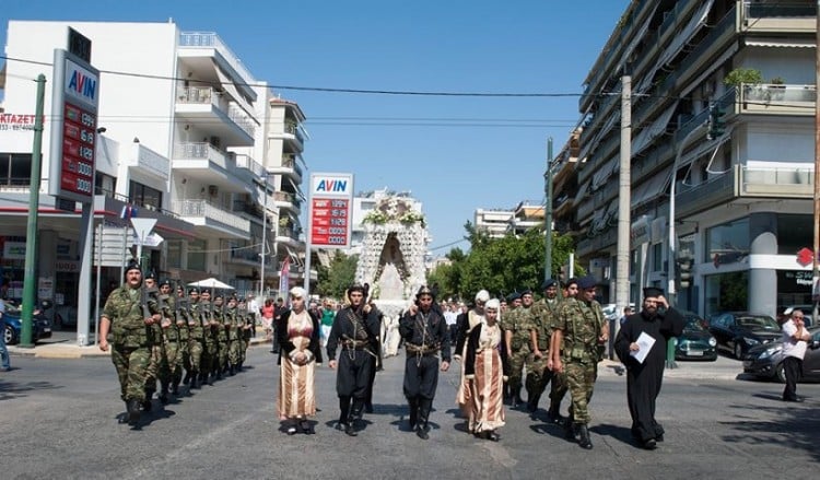 Οι Πόντιοι της Καλλιθέας γιόρτασαν την Κοίμηση της Θεοτόκου (φωτο, βίντεο)
