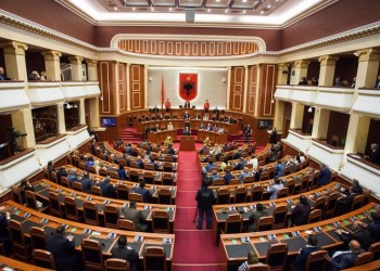 Αλβανία: Παραιτήθηκαν οι βουλευτές του Δημοκρατικού Κόμματος