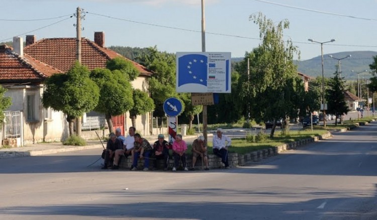 Η γειτονική μας χώρα με το μεγαλύτερο ρυθμό μείωσης πληθυσμού στον κόσμο