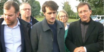 Eπέστρεψε στη Γαλλία ο δημοσιογράφος Λου Μπιρό μετά από 51 ημέρες στις τουρκικές φυλακές