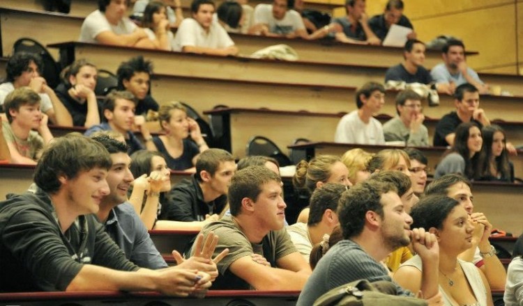Ανοίγει η πλατφόρμα για τις εγγραφές των πρωτοετών φοιτητών σε ΑΕΙ και ΤΕΙ