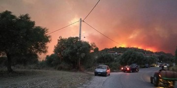 Εφιαλτική νύχτα από τη φωτιά στην Αχαΐα, φόβοι για αναζωπυρώσεις