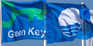 Αφαίρεση «Γαλάζιας Σημαίας» από 19 ελληνικές ακτές