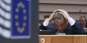 Δικαστικό χαστούκι σε Σλοβακία και Ουγγαρία για τη μετεγκατάσταση προσφύγων
