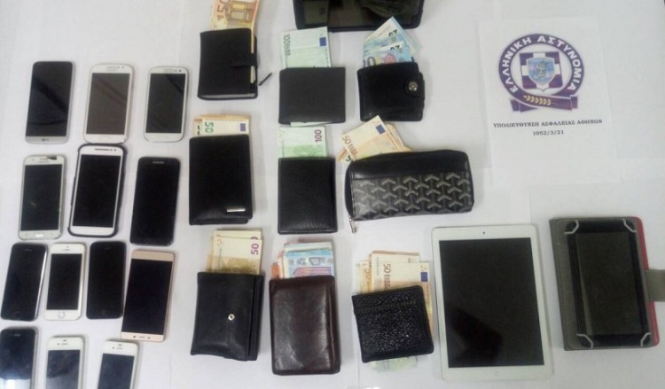 Εξαρθρώθηκε μεγάλη σπείρα πορτοφολάδων που δρούσε σε μετρό και ηλεκτρικό