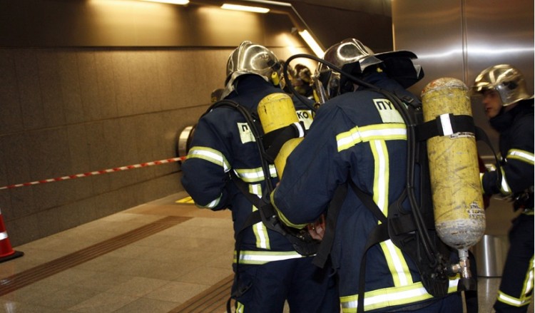 Ομόνοια: Πτώση ατόμου στη γραμμή μετρό