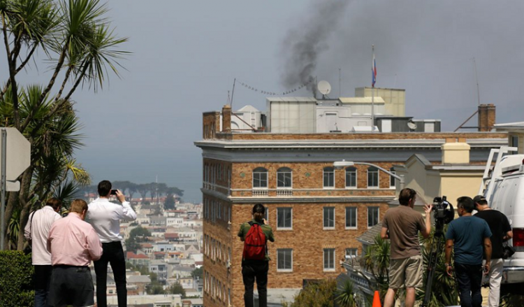 Μυστήριο με το μαύρο καπνό στο ρωσικό προξενείο στο Σαν Φρανσίσκο