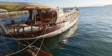 Επτακόσια κιλά κάνναβη σε ιστιοφόρο με σημαία Τουρκίας στη Νίσυρο (βίντεο)