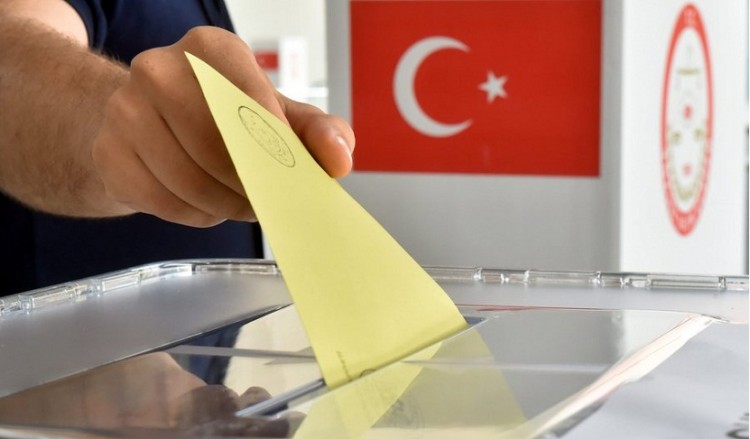 Πώς θα ψηφίσουν οι Τούρκοι της Γερμανίας