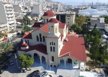 Το Πέραμα υποδέχεται την εικόνα του Αγίου Γεωργίου του Τροπαιοφόρου από το Φαναράκι του Βοσπόρου