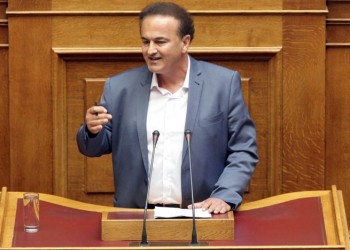 Η ΕΠΟΝΑ κατά Γιάννη Αντωνιάδη για την ομιλία του στη Βουλή για τη Γενοκτονία των Ποντίων