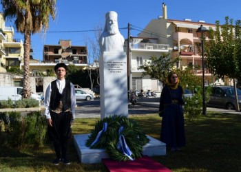 Αποκαλυπτήρια της προτομής του Αγίου Χρυστοστόμου Σμύρνης στην Καλαμάτα
