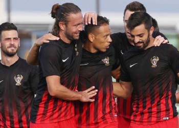Footballe League: Με το δεξί ο Απόλλων Πόντου (βίντεο)