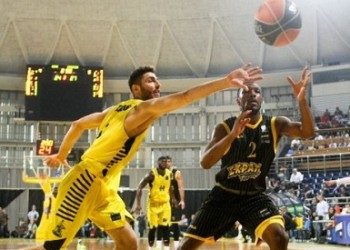 Basket League: Άρης-ΑΕΚ 64-62