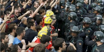 Δημοψήφισμα Καταλονία: Σε 844 ανέρχονται οι τραυματίες