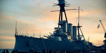 Παραμένει το θωρηκτό «Αβέρωφ» στο λιμάνι της Θεσσαλονίκης